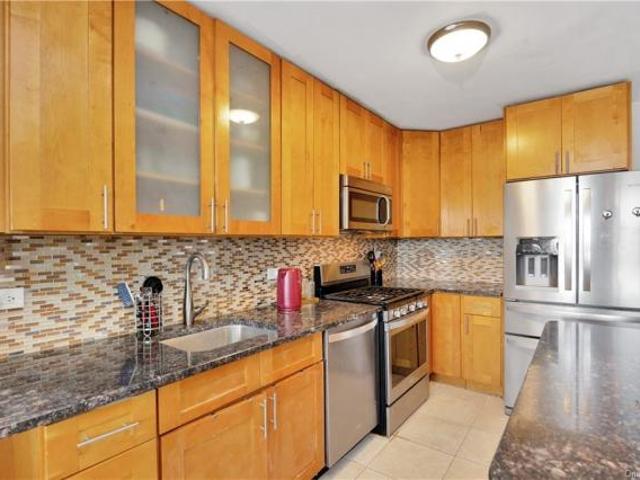 apartment with 3 bedroom, Bronx NY ELS72692339