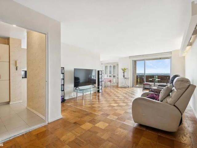 apartment with 3 bedroom, Forest Hills NY DS102752791