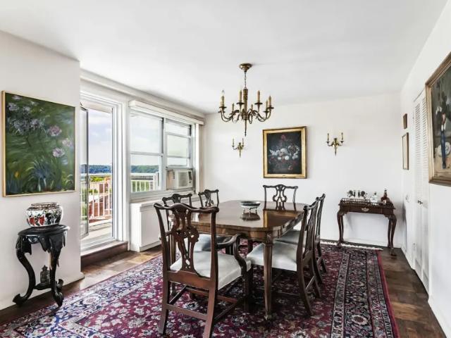 apartment with 3 bedroom, Riverdale NY ES102715902