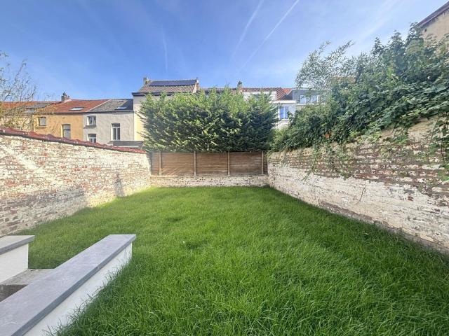 Apartment with 3 bedrooms and parking