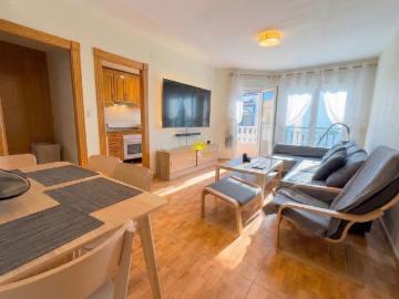 APARTMENT WITH 3 BEDROOMS AND PRIVATE GARAGE IN TORREVIEJA