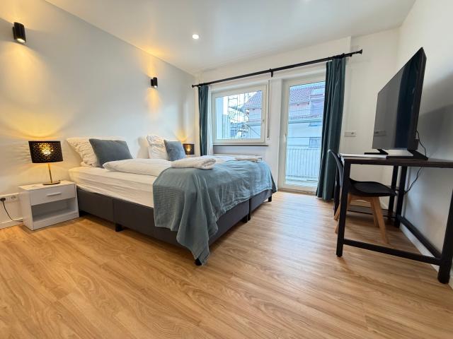 Apartment with 3 bedrooms, flat screen TVs, 1.5 bathrooms, balcony
