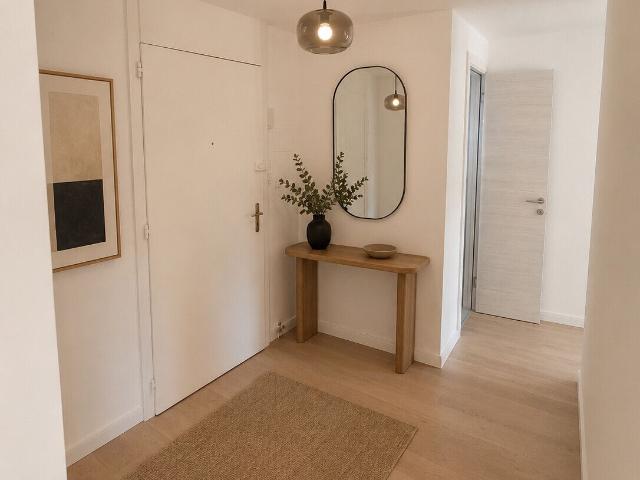 Apartment with 3.5 rooms on sale in Montreux 82 m² | dreamo. Ch