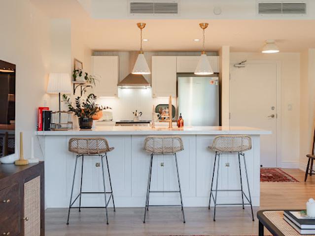Apartment with terrace and pool