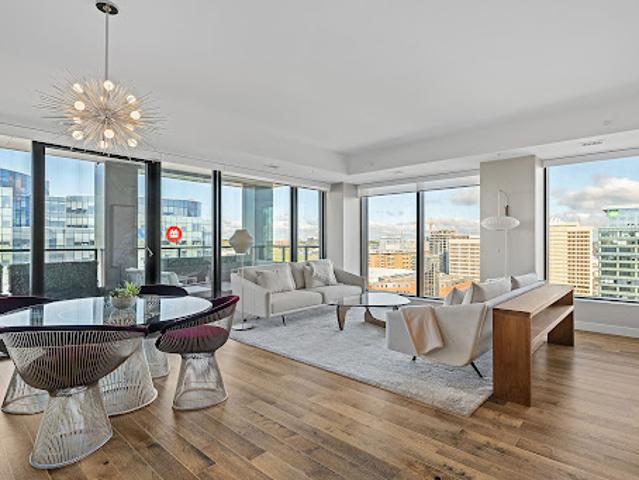 Apartment with terrace