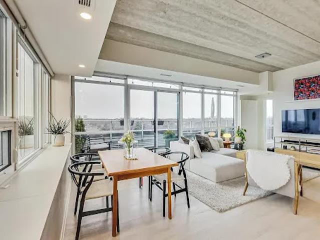 Apartment with terrace