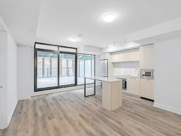 Apartment with terrace