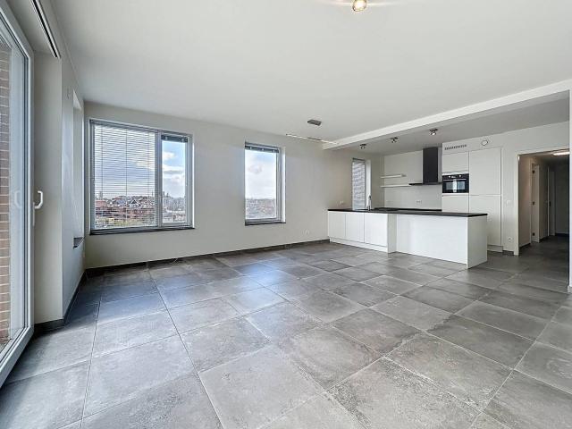 Apartment with water view for rent in Boom