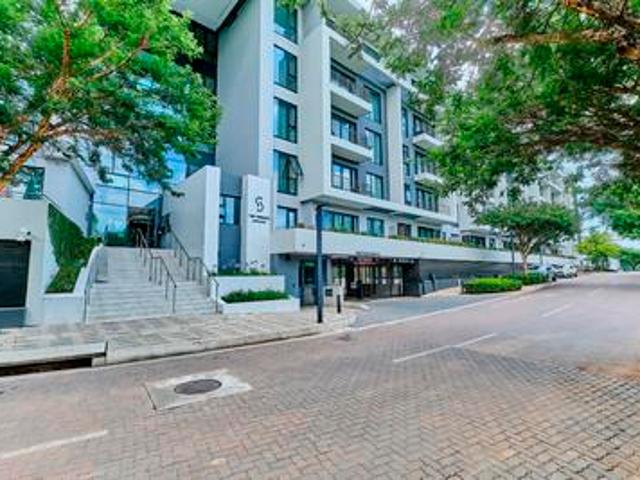 apartment with a difference 3 bed /.