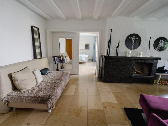 apartment with a fireplace, Heilbronn Amsterdam Apartments for Rent