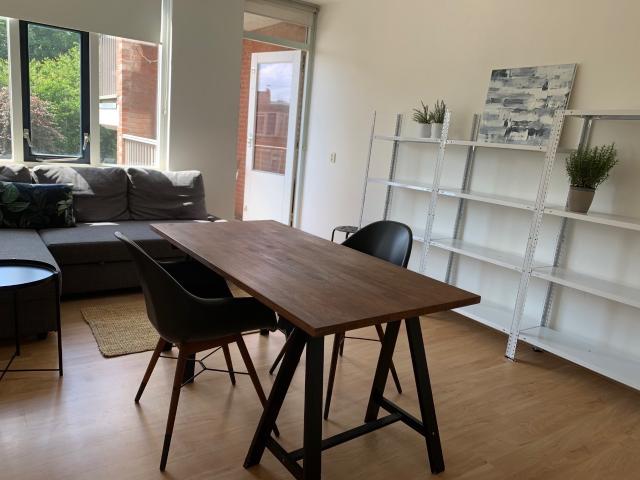 Apartment with balcony in the city center