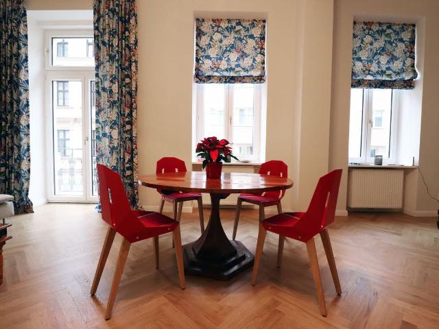 Apartment with balcony in the embassy district at Belvedere Palace, Vienna Amsterdam Apartments for Rent