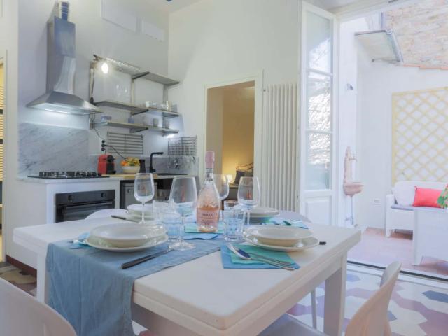Apartment with Balcony in the Heart of Lucca
