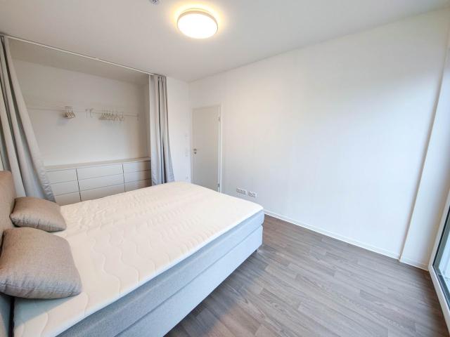 Apartment with good public transportation connection in Düsseldorf Flingern Sued, Dusseldorf Amsterdam Apartments for Rent