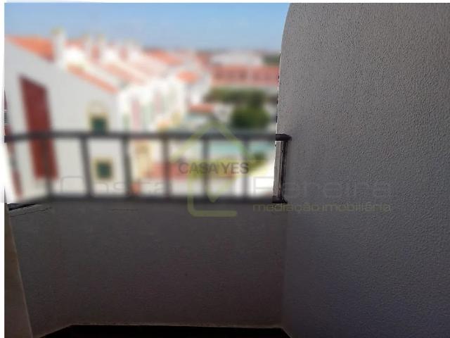 Apartment T0 in A dos Cunhados e Maceira, Torres Vedras