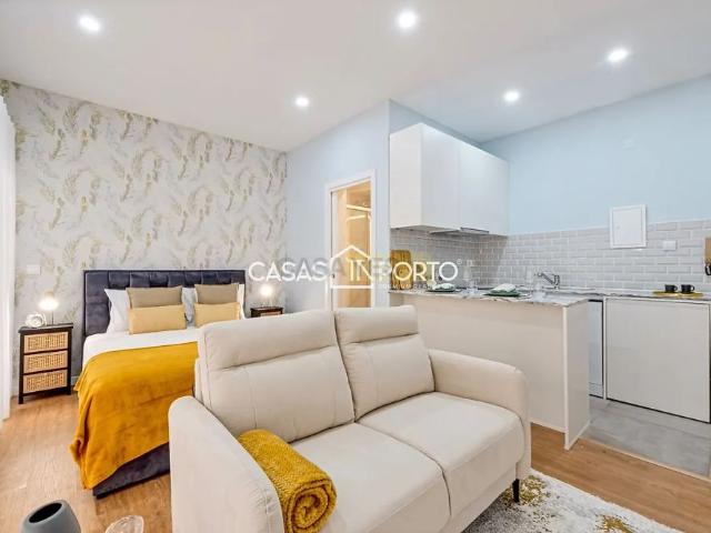 Apartment T0 in Mafamude e Vilar do Paraíso, Vila Nova de Gaia