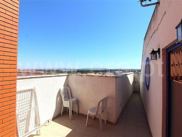 Apartment T1 / Almada, Charneca de Caparica e Sobreda