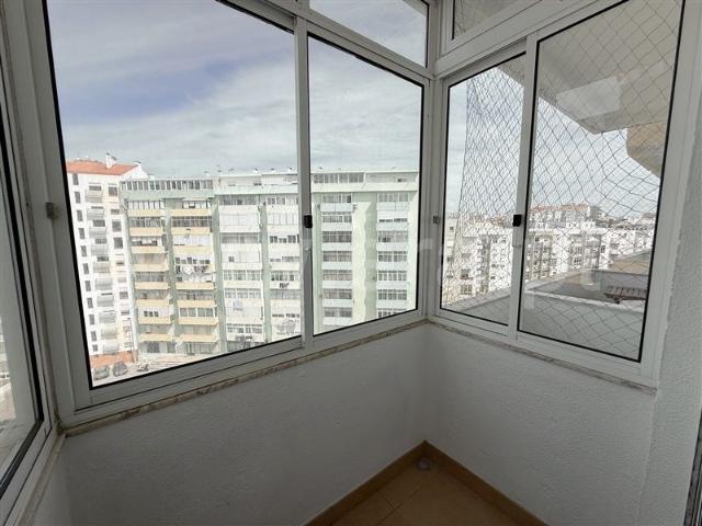 Apartment T1 / Almada, Laranjeiro e Feijó
