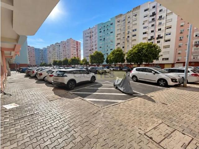 Apartment T1 in Corroios, Seixal