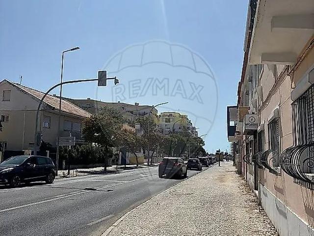 Apartment T1 in Costa de Caparica, Almada