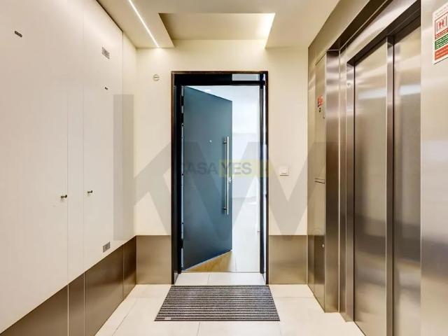 Apartment T1 in Carcavelos e Parede, Cascais