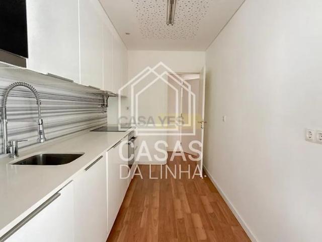 Apartment T1 in Carcavelos e Parede, Cascais