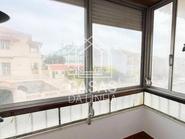 Apartment T1 in Carcavelos e Parede, Cascais