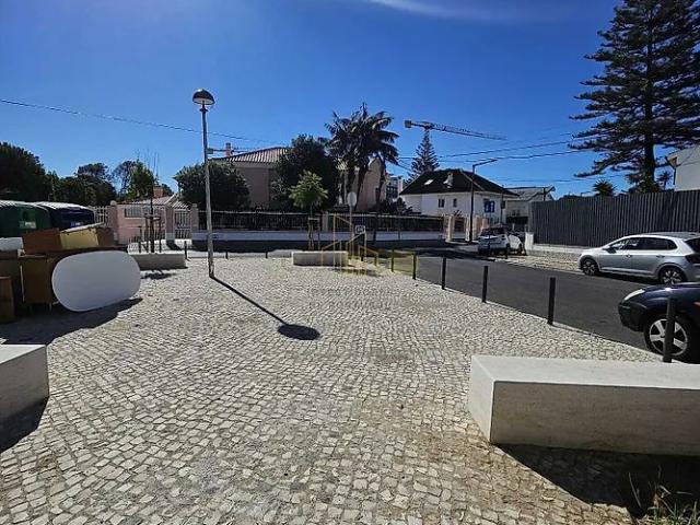 Apartment T1 in Carcavelos e Parede, Cascais
