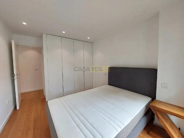 Apartment T1 in Cedofeita, Santo Ildefonso, Sé, Miragaia, São Nicolau e Vitória, Porto