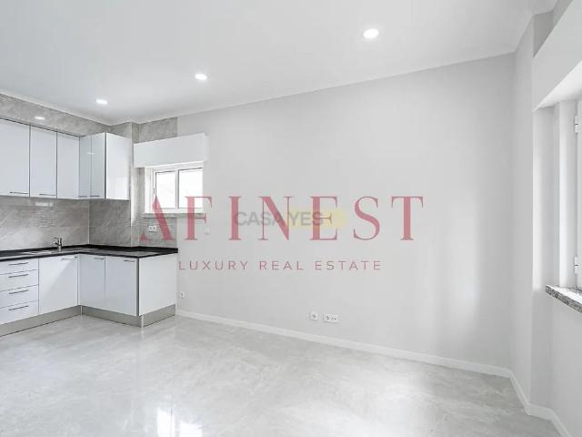 Apartment T1 in Águas Livres, Amadora