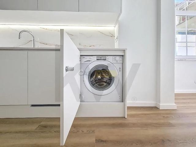 Apartment T1 in Alcântara, Lisboa