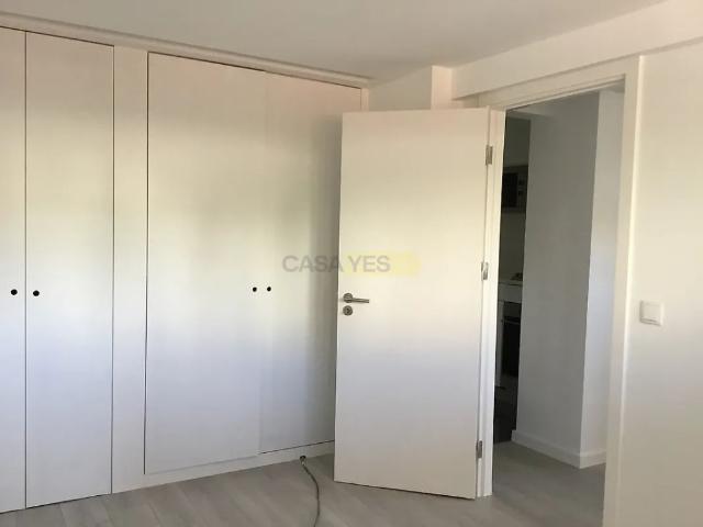 Apartment T1 in Alcântara, Lisboa