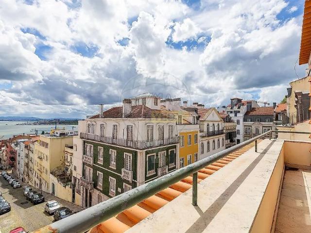 Apartment T1 in Estrela, Lisboa
