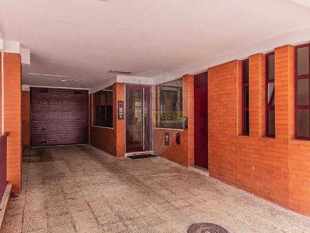 Apartment T1 in Oeiras e São Julião da Barra, Paço de Arcos e Caxias, Oeiras