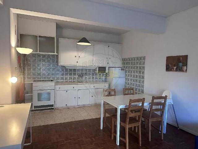 Apartment T1 in Oeiras e São Julião da Barra, Paço de Arcos e Caxias, Oeiras