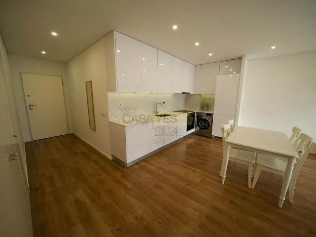 Apartment T1 in Oliveira, São Paio e São Sebastião, Guimarães