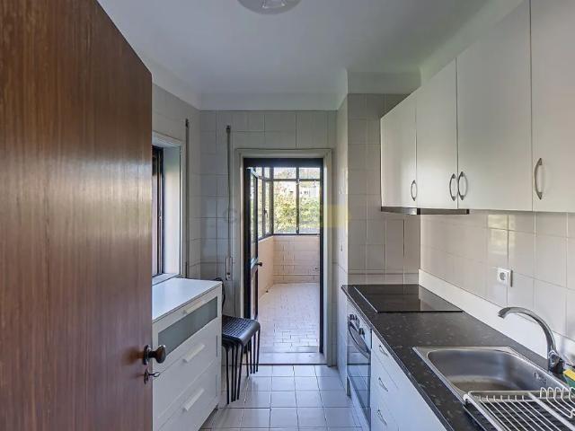 Apartment T1 in Lordelo do Ouro e Massarelos, Porto