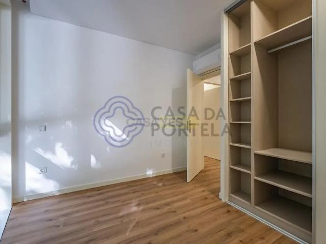 Apartment T1 in Matosinhos e Leça da Palmeira, Matosinhos