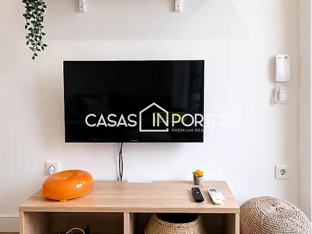 Apartment T1 in Mafamude e Vilar do Paraíso, Vila Nova de Gaia
