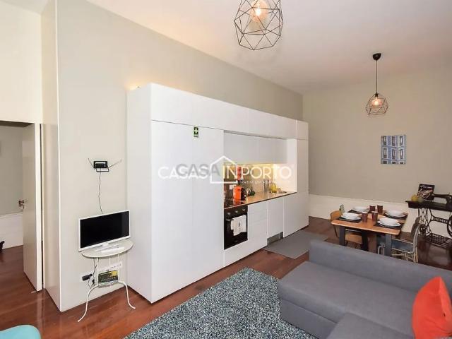 Apartment T1 in Mafamude e Vilar do Paraíso, Vila Nova de Gaia