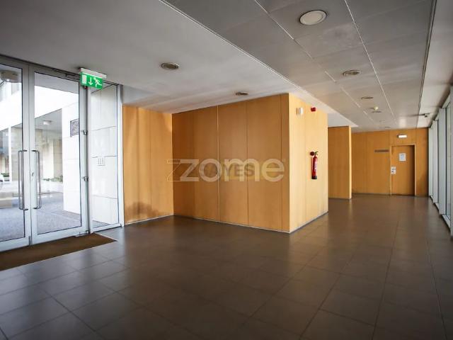 Apartment T1 in São Mamede de Infesta e Senhora da Hora, Matosinhos