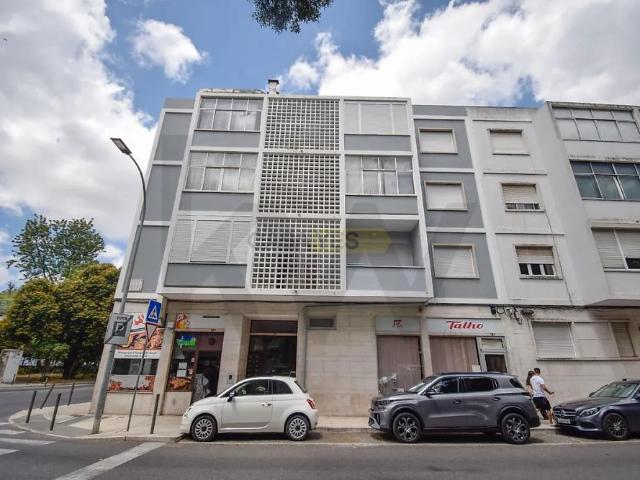 Apartment T1 in São Domingos de Benfica, Lisboa