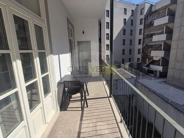 Apartment T1 in Santo António, Lisboa