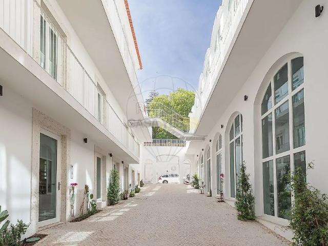 Apartment T1 in Santo António, Lisboa