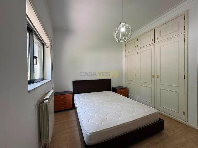 Apartment T1 in Santa Clara e Castelo Viegas, Coimbra