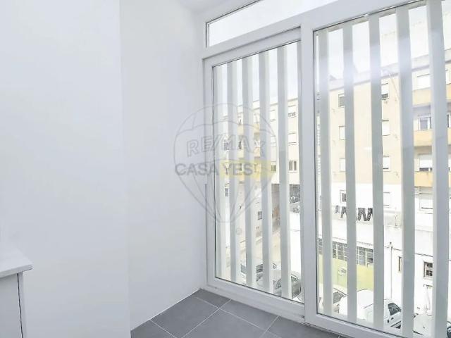 Apartment T1 in Póvoa de Santo Adrião e Olival Basto, Odivelas
