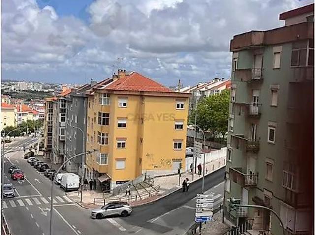 Apartment T1 in Venteira, Amadora