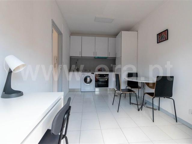 Apartment T1 / Porto, Arca d´ Água