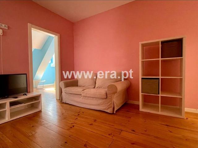 Apartment T2 / Coimbra, Afonso Henriques / Dias da Silva