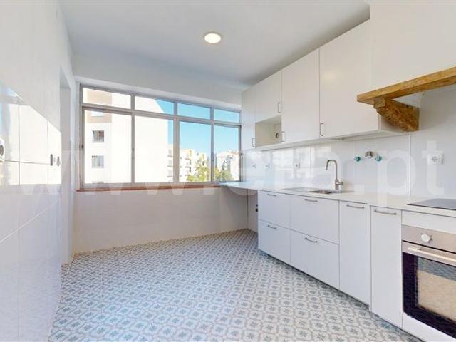 Apartment T2 / Amadora, Falagueira Venda Nova